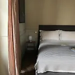 Suites Menaggio Apartament