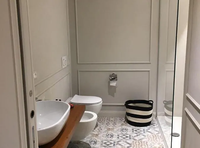 Suites Menaggio Apartamento *
