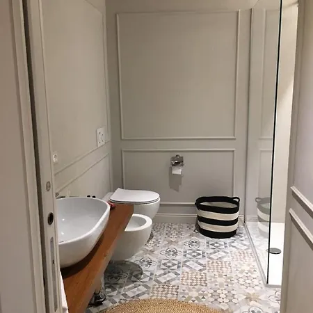 Suites Menaggio Apartment *