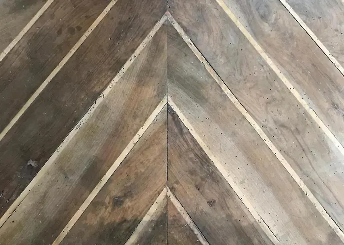 梅纳焦套房酒店 * 梅纳焦