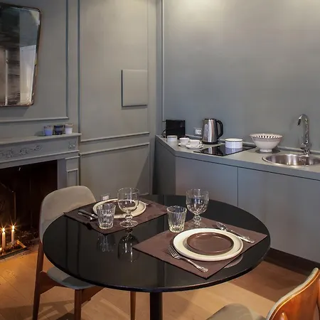 Suites Menaggio 아파트 *